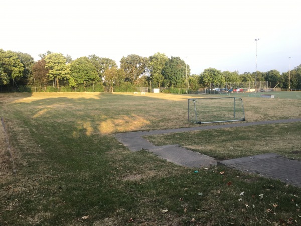 Sportanlage Eisenbahnstraße (alt) - Mönchengladbach-Rheydt-Hockstein