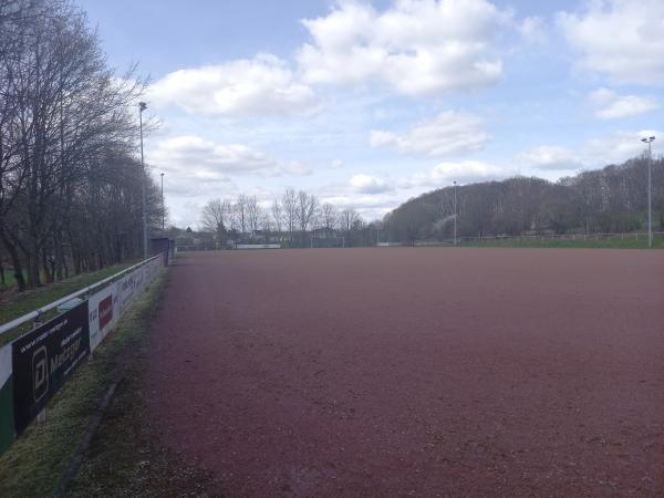 Sportplatz Im Hahnstück - Girkenroth