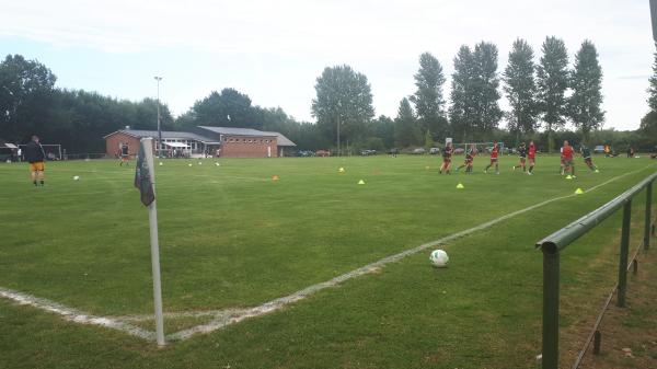 Robert-Selmer-Sportanlage - Kühren-Kleinkühren
