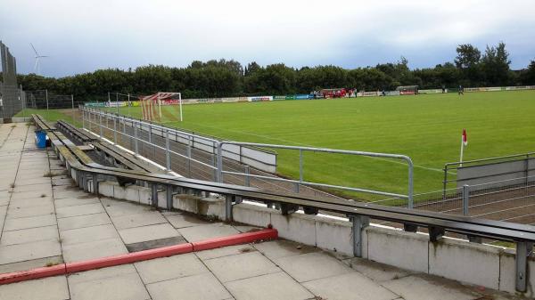 Ernst-Wagener-Stadion - Steinburg-Eichede