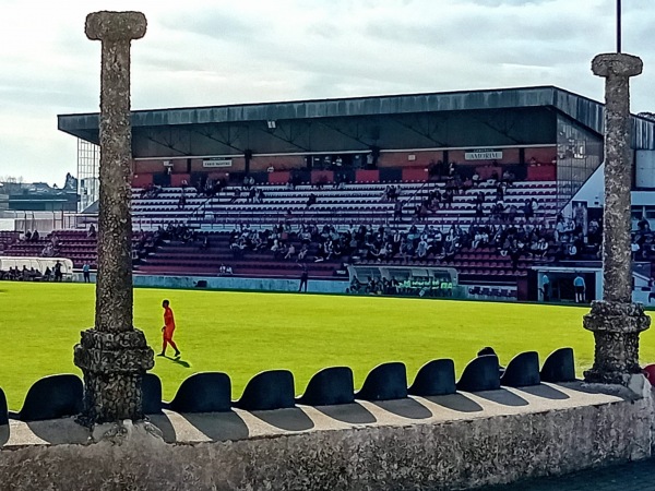 Estádio Comendador Henrique Amorim - Santa Maria de Lamas
