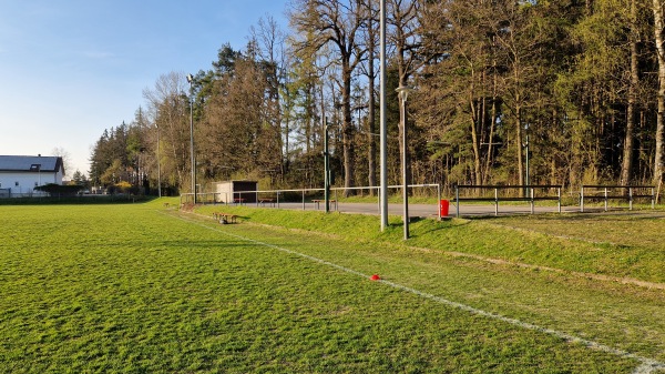 Sportplatz Inning 2 - Inning/Holz