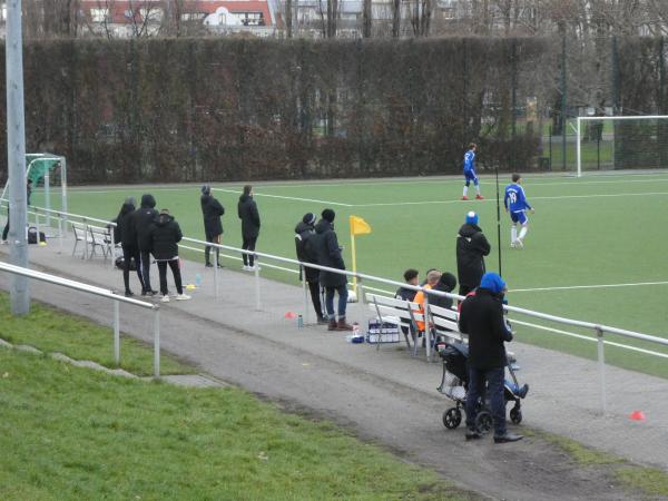 Friedrich-Ludwig-Jahn-Sportpark Platz 3 - Berlin-Prenzlauer Berg