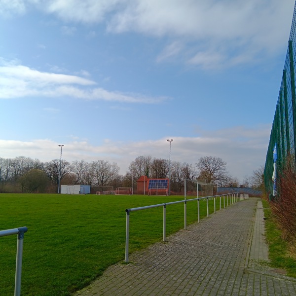 Schulsportplatz - Timmendorfer Strand-Niendorf