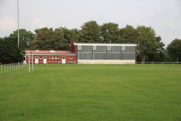 Sportanlage Schwarzer Weg - Wöhrden