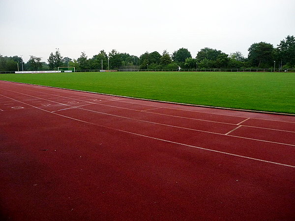 Helmut-John-Stadion am Soltausredder - Barsbüttel