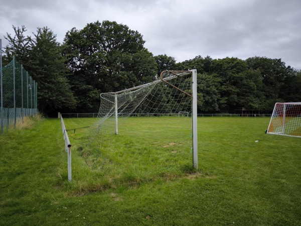 Sportplatz Hinter den Eichen - Kaufungen-Niederkaufungen