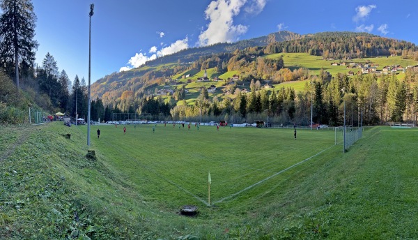 Sportplatz Sonntag - Sonntag