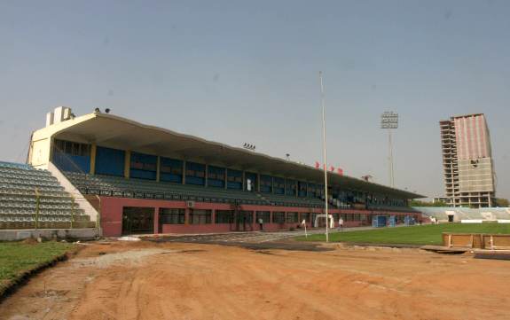 Stadiumi Kombëtar Qemal Stafa - Tiranë (Tirana)