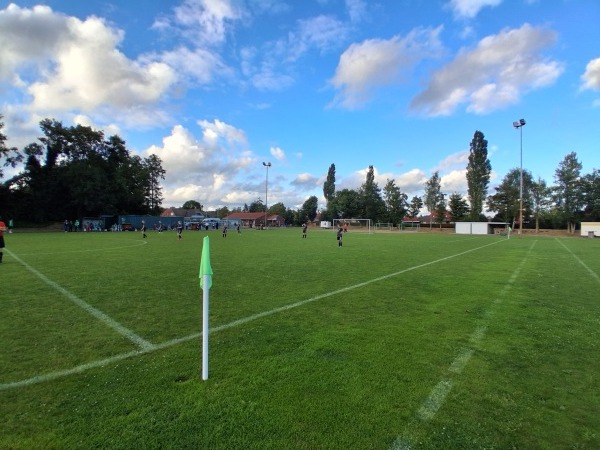 Sportanlage Leezdorf B-Platz - Leezdorf