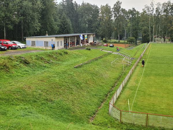 Fotbalové hřiště Mikulášovice - Mikulášovice