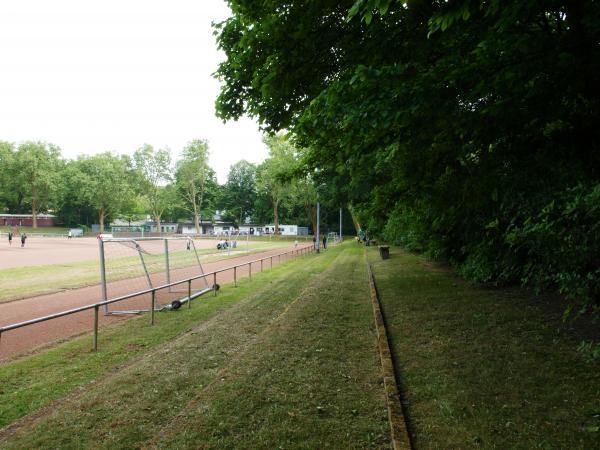 Sportplatz am Volkshaus / Stratmanns Hof - Herne-Röhlinghausen
