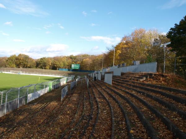 Rudolf-Kalweit-Stadion - Hannover-Bult