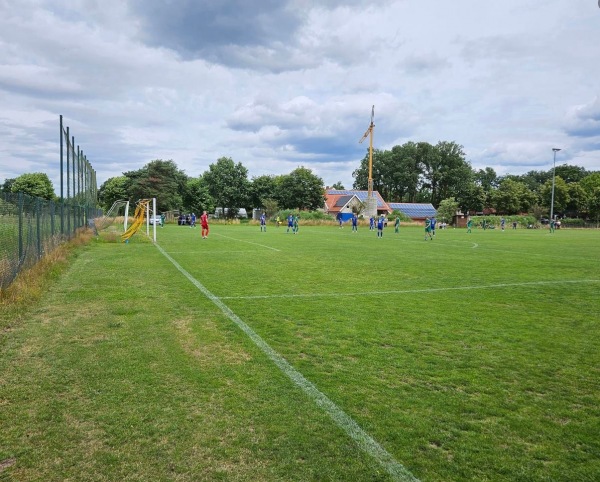 Eichenlaubstadion C-Platz - Lingen/Ems-Clusorth