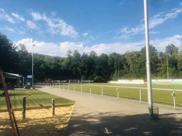 Huckenohl-Stadion Nebenplatz - Menden/Sauerland