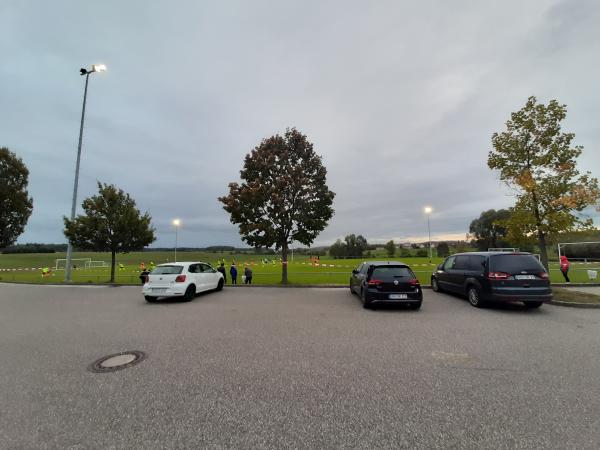 Sportzentrum Burgfrieden Platz 2 - Wüstenrot-Neuhütten