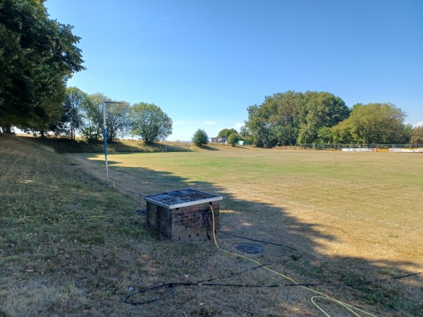 Sportplatz Hangenmeilingen - Elbtal-Hangenmeilingen