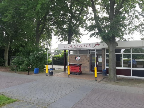 Sportpark Rielerenk veld 3-De Gazelle - Deventer