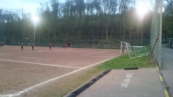 Sportplatz am Eisenhammer 2 - Essen/Ruhr-Dilldorf