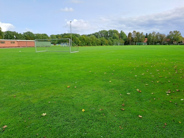 Aukrug-Stadion B-Platz - Aukrug-Bünzen