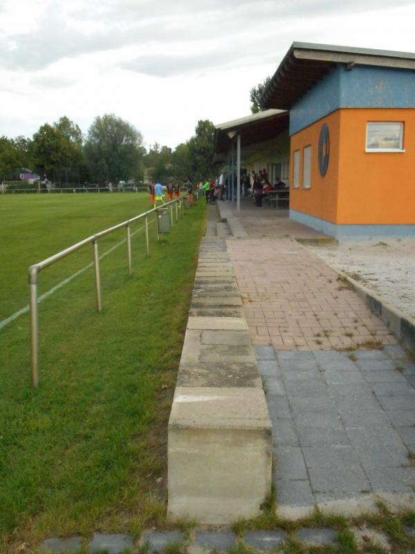 Sportanlage Am Unteren Griesweg - Lustadt-Auf der Büsche