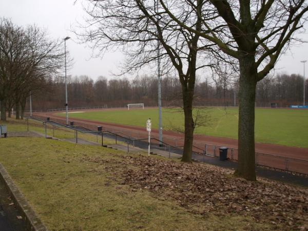 Bezirkssportanlage Mitte II LA-Platz - Essen/Ruhr-Altenessen