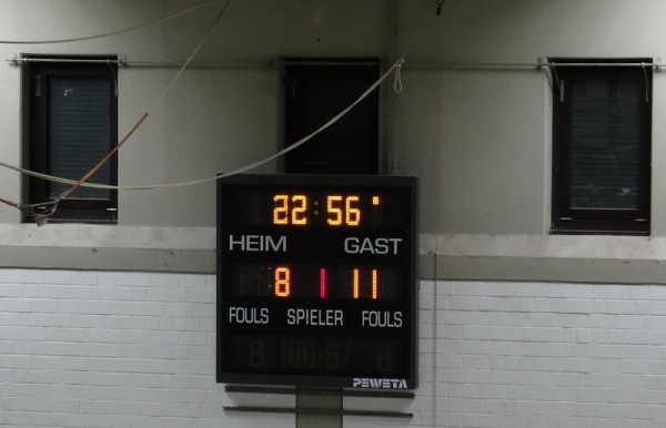 Sporthalle der Carl-Benz-Realschule - Düsseldorf-Niederkassel