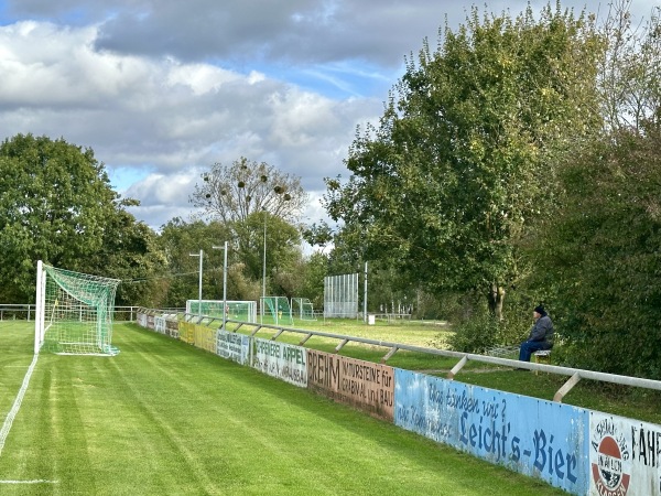 Sportgelände hinter der Mainbrücke - Kemmern