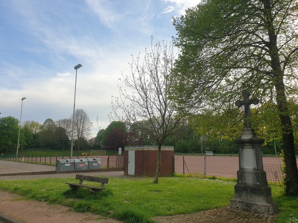 Bezirkssportanlage An der Erfthalle Platz 2 - Grevenbroich-Frimmersdorf