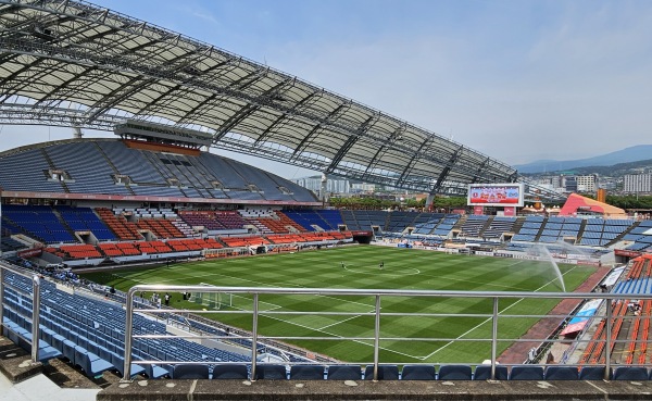 Jeju World Cup Stadium - Seogwipo