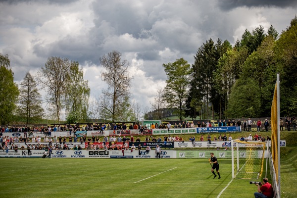 Manfred-Zollner-Stadion - Cham-Vilzing
