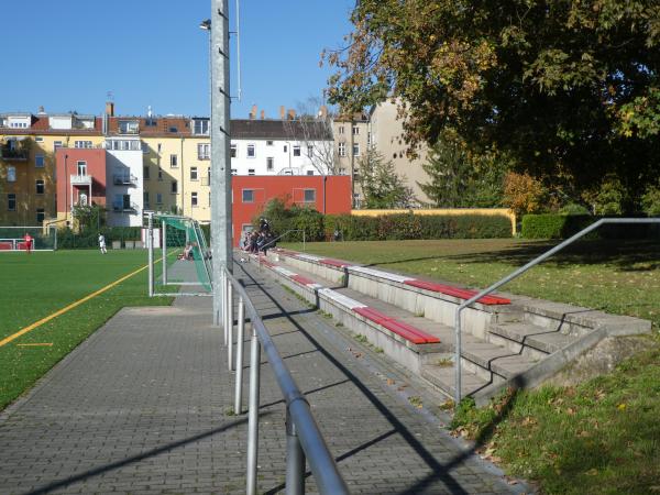 Sportplatz Hauffstraße - Berlin-Lichtenberg