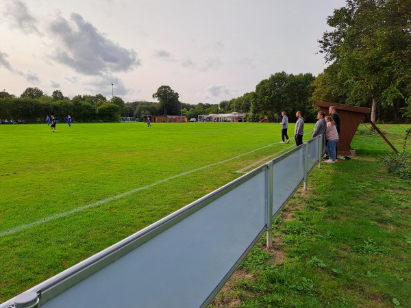 Aukrug-Stadion - Aukrug-Bünzen