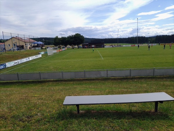 Johann-Zimmermann-Sportplatz - Pfreimd-Weihern