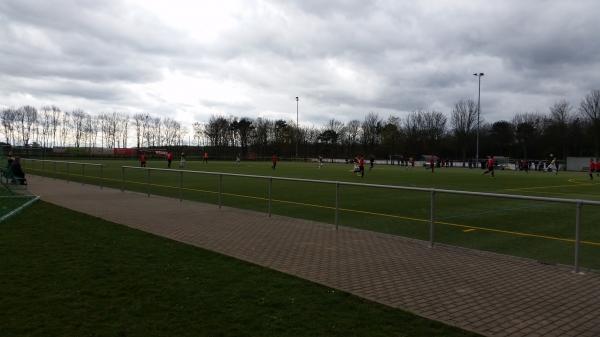 Brucknerstadion Nebenplatz - Köln-Porz-Urbach
