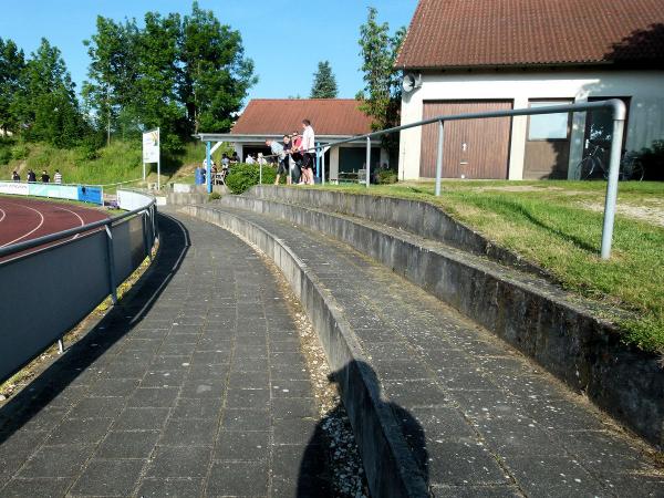 Konrad-Ammon-Platz im Sportzentrum - Fürth/Mittelfranken-Burgfarrnbach