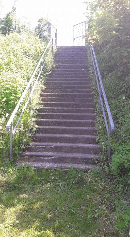 Reinhard Sönke Sportplatz - Bad Malente-Gremsmühlen-Benz