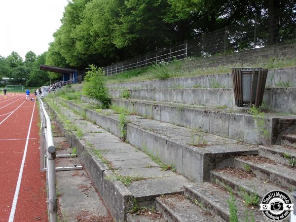 Friedrich-Ebert-Stadion - Berlin-Tempelhof