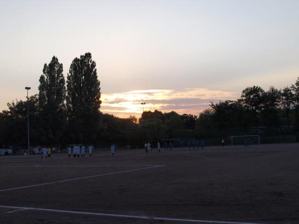 Sportplatz Im Wäldchen - Moers-Scherpenberg