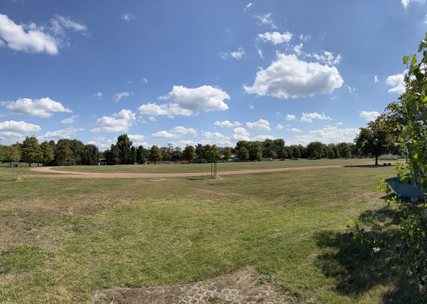 Sportanlage Am Mühlburger Bahnhof - Karlsruhe-Mühlburg