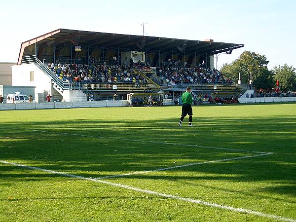 Futbalový štadión na Levickej ulici - Vráble