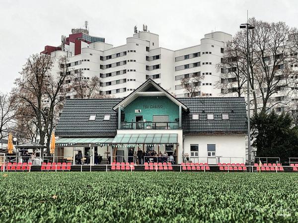 Sportplatz Stubenrauchstraße - Berlin-Rudow