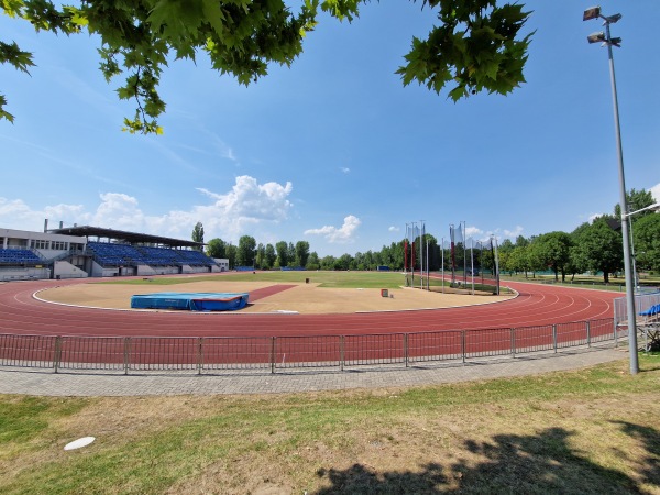 Bregyóközi szabadidő központ - Székesfehérvár