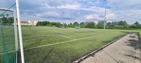 Stadion Skrzydlata w Elblągu Boisko obok - Elbląg