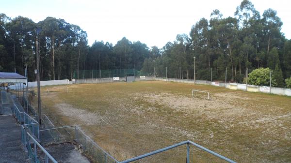 Campo de Fútbol O Cruceiro - Dorron, Galicia