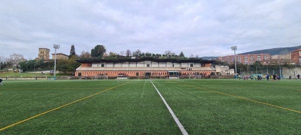 Campo de Fútbol de Etxebarri Futbol Zelaia - Echévarri (Etxebarri), PV