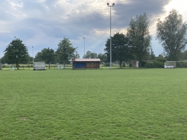 Sportanlage Am Eisweiher Platz 2 - Landshut-Münchnerau