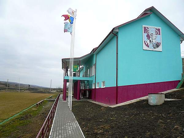 Stadionul Sătesc - Suruceni