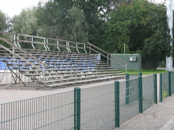 Kisapuisto tekonurmi - Lahti