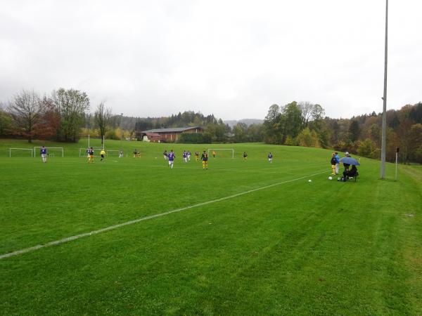 Städtischer Sportplatz am Schloßberg - Bad Reichenhall-Marzoll